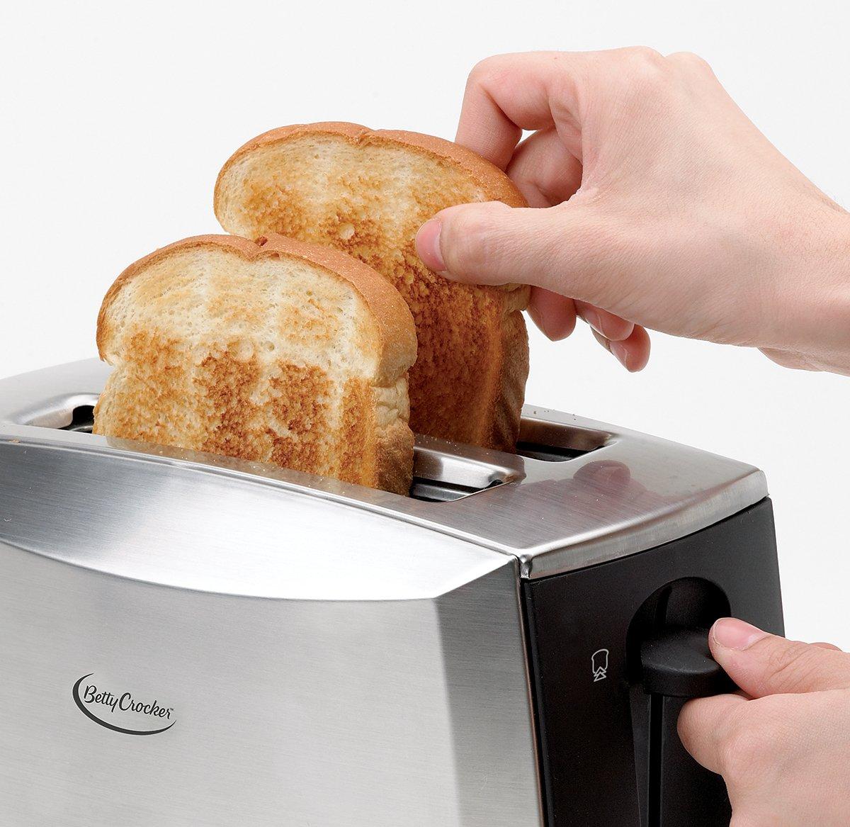  BETTY CROCKER® BC-1618C 2-SLICE TOASTER